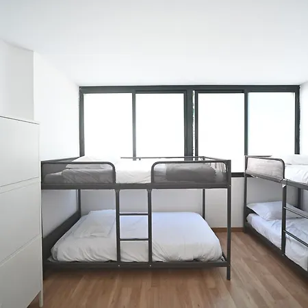 אכסניה 7 Requinte *