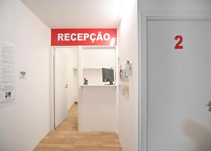 7 Requinte Hostel Lissabon